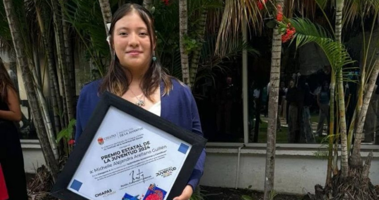 Michelle Alejandra: la niña chiapaneca que estudia Medicina, Derecho y Ciencias Políticas