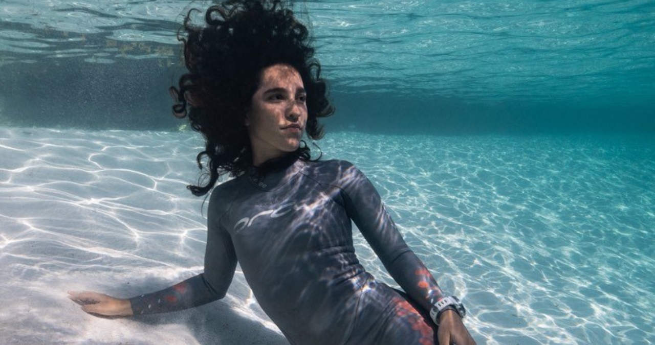 Camila Jaber: la mexicana que rompió un récord bajo el agua y entrenó al elenco de “Merlina”