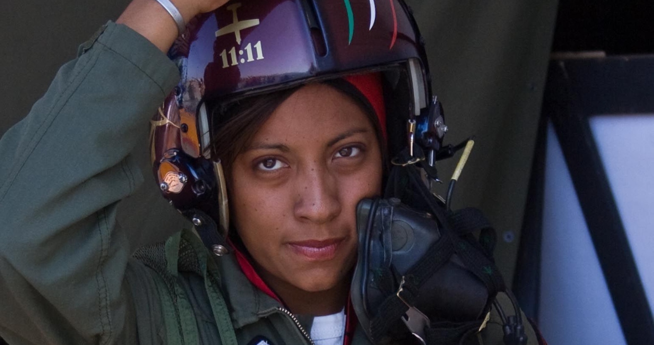 Andrea Cruz: la joven que hizo historia al ser la primera militar mexicana en pilotar un avión