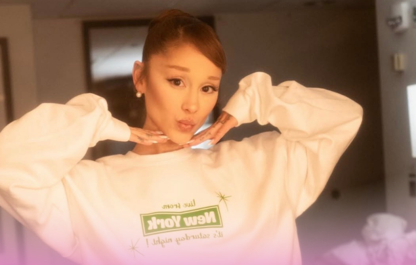Ariana Grande bate récord de oyentes mensuales para una artista femenina en Spotify
