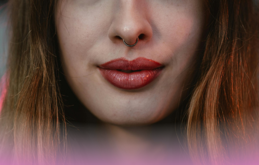 ¿Por qué se disparan las ventas del labial rojo en época de crisis? Esta podría ser la razón